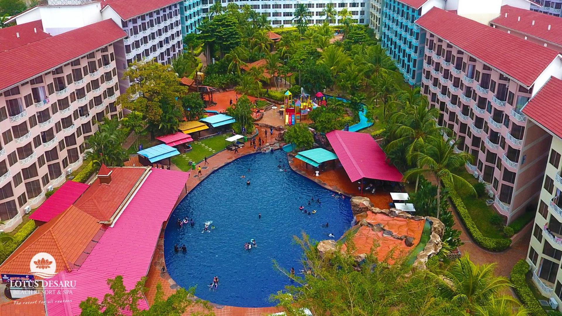 Lotus Desaru Beach Resort&Spa Bandar Penawar Exterior foto