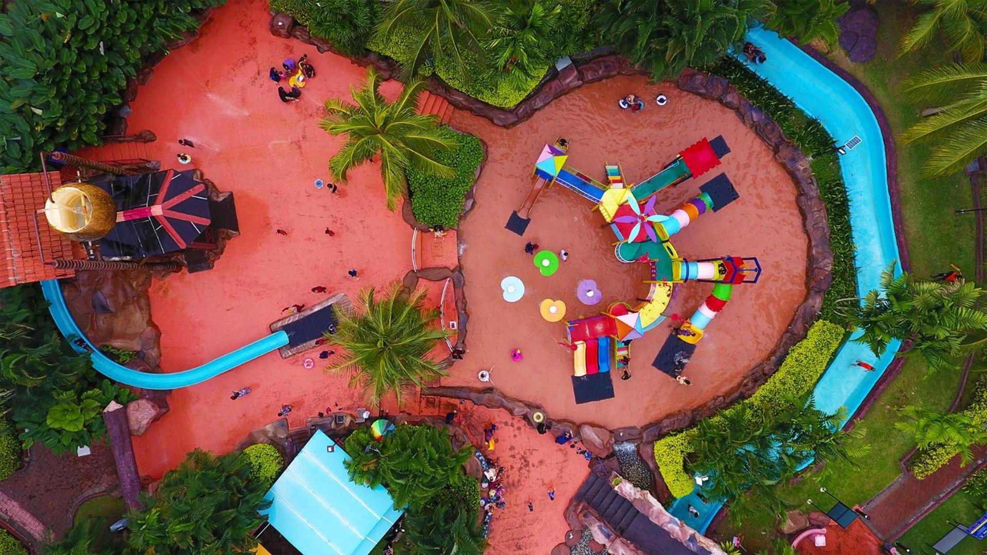 Lotus Desaru Beach Resort&Spa Bandar Penawar Exterior foto