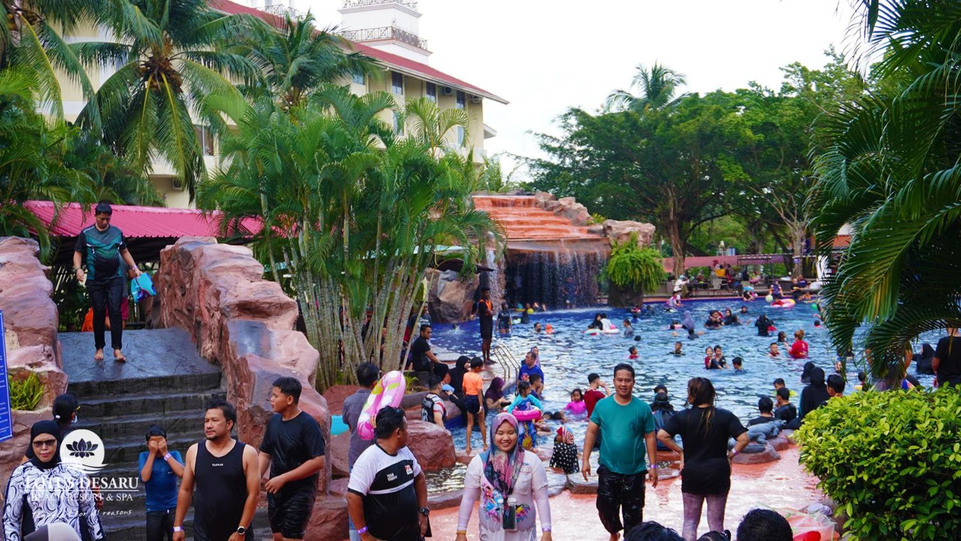 Lotus Desaru Beach Resort&Spa Bandar Penawar Exterior foto