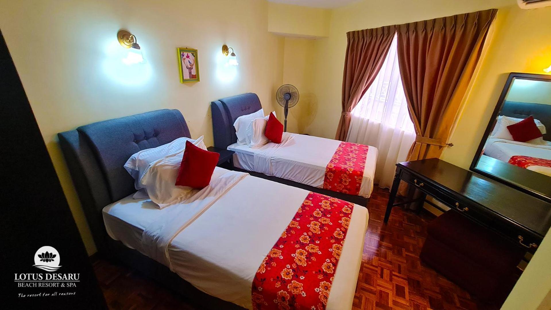 Lotus Desaru Beach Resort&Spa Bandar Penawar Exterior foto
