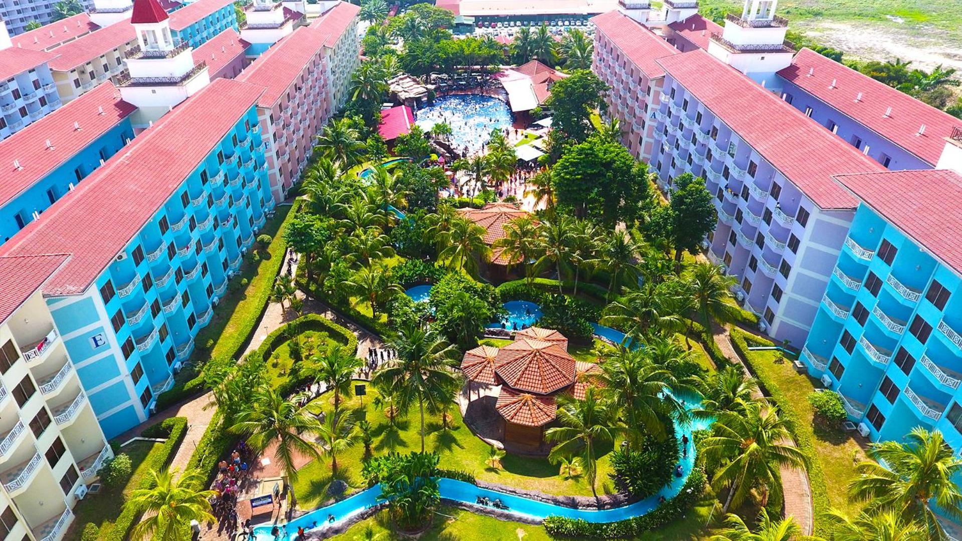 Lotus Desaru Beach Resort&Spa Bandar Penawar Exterior foto